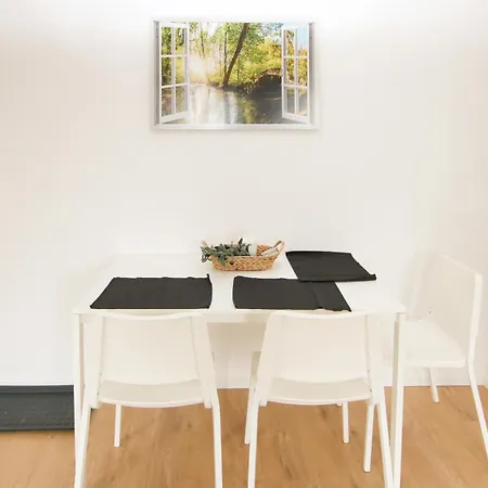 -mrliving- Moderne Im Pohlheim-hausen, Einzelbetten, Smart-tv, Kueche -ph01, Ph02- * Pohlheim
