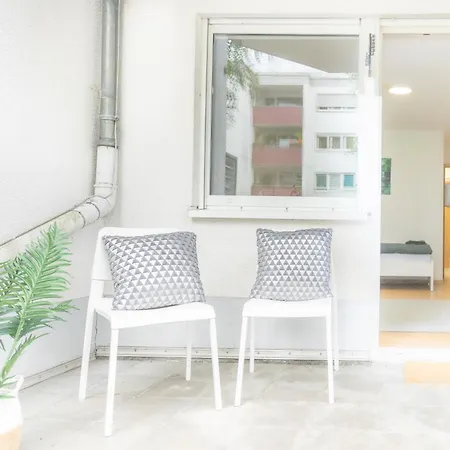 -mrliving- Moderne Im Pohlheim-hausen, Einzelbetten, Smart-tv, Kueche -ph01, Ph02- Apartment